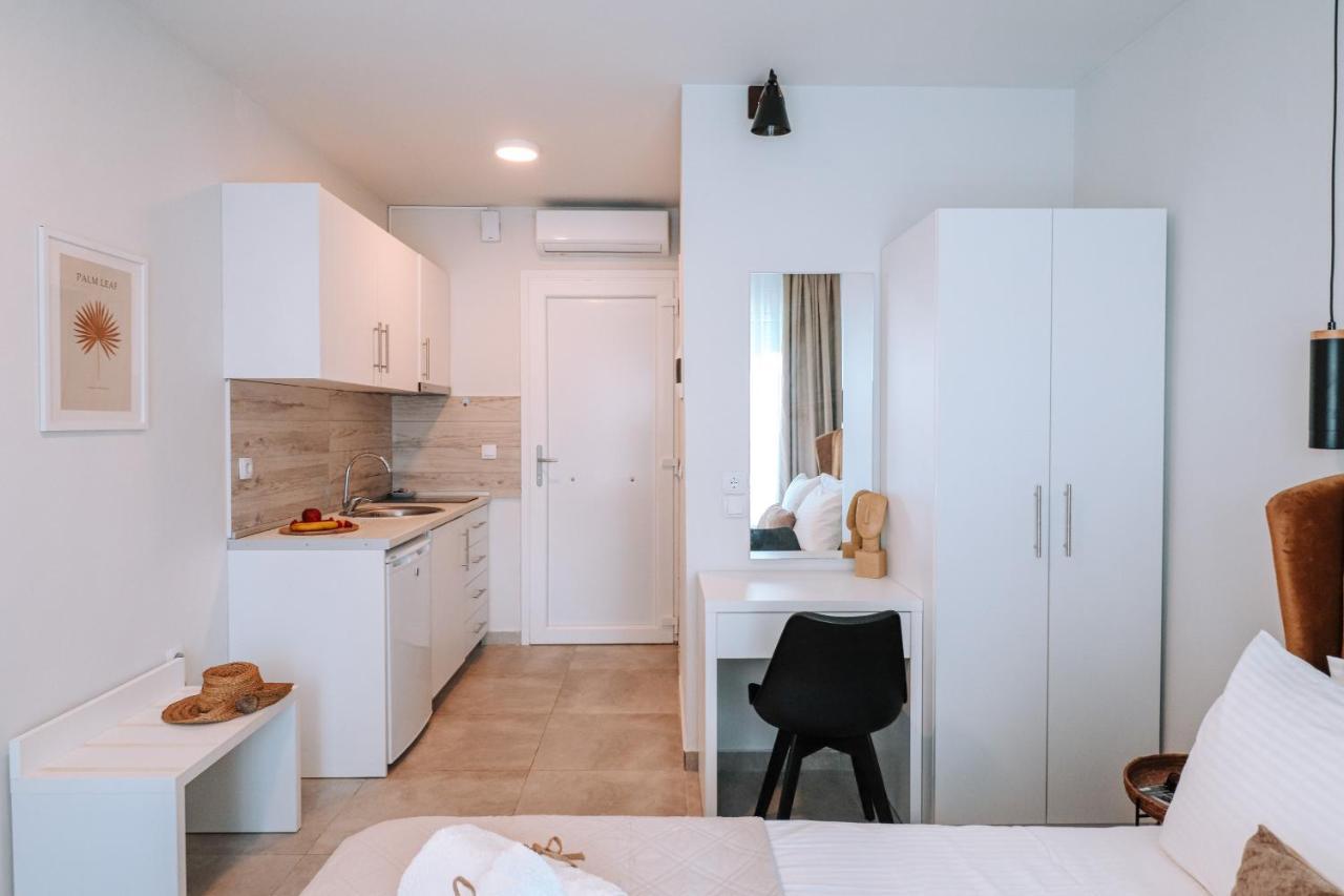 Sithon Diamond Suites 2 Nikiti  Bagian luar foto